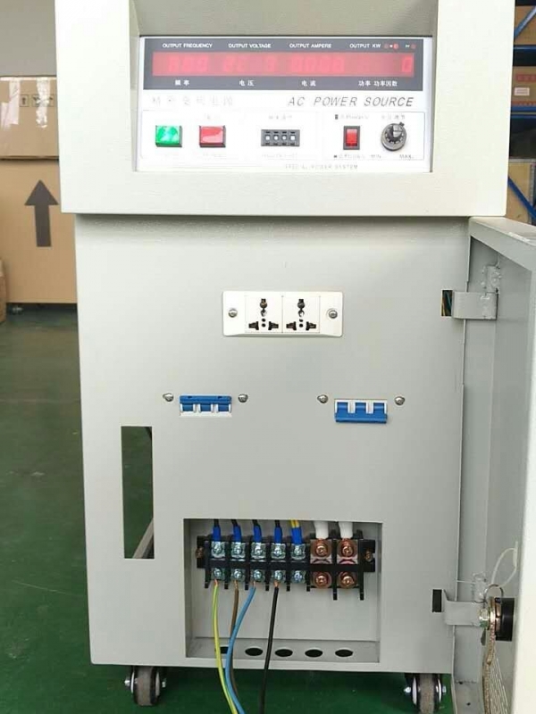 三單變頻電源30KVA